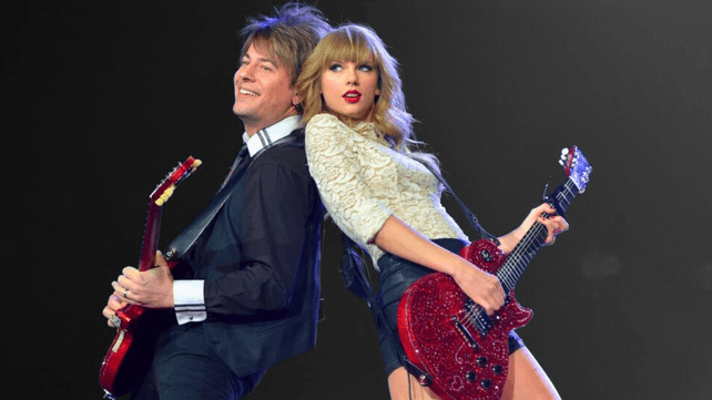 Here Are the Guitars That Taylor Swift Uses Live These Days