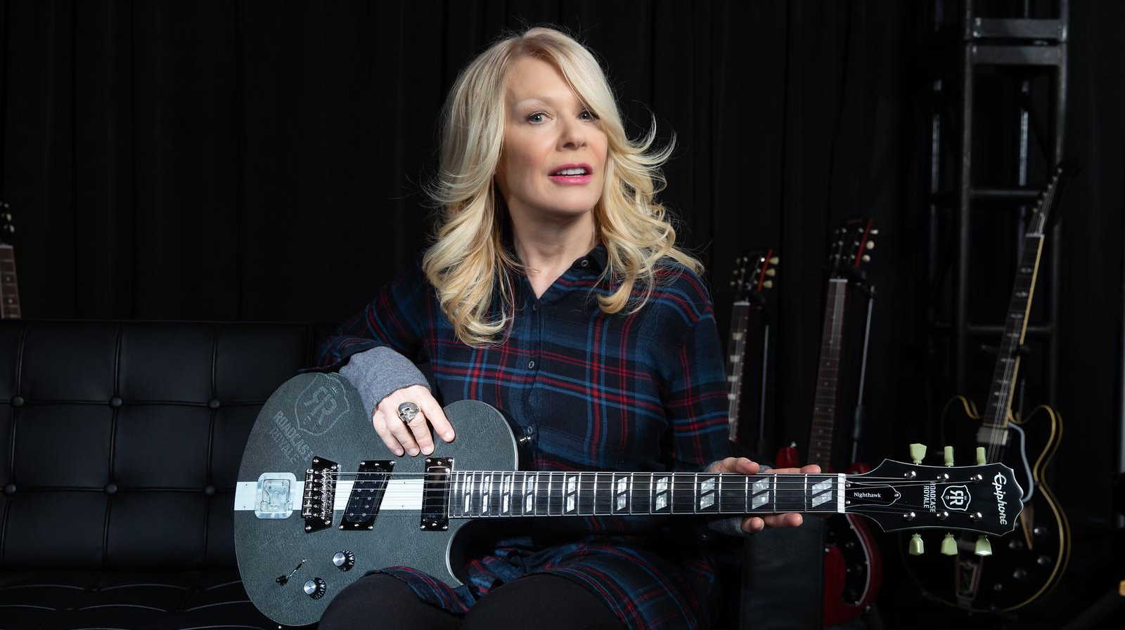 Nancy Wilson Shares Opinion on Shredders, Names Young