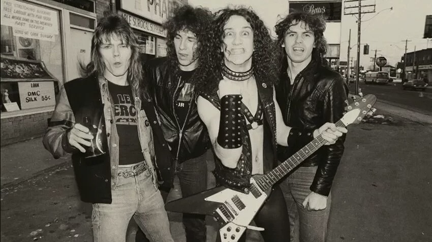 10 More Thrash-Sounding Songs by Non-Thrash Metal Bands | Ultimate Guitar