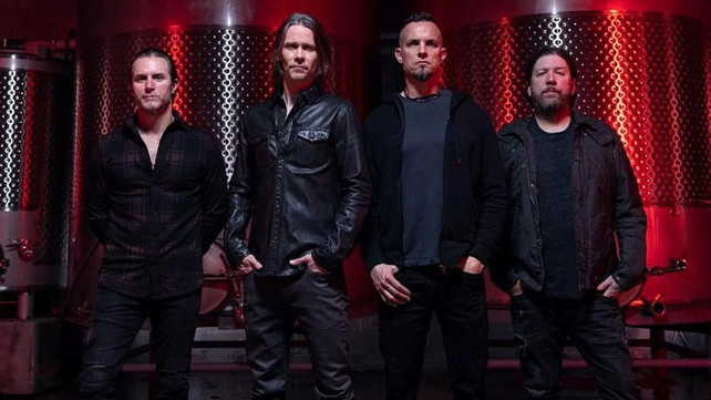 Alter Bridge Announce New Album Pawns Kings Here S The Title Track Music News Ultimate Guitar Com