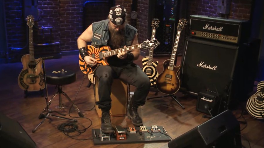 Chorus Effect Brief History and Uses in Rock Music Ultimate Guitar