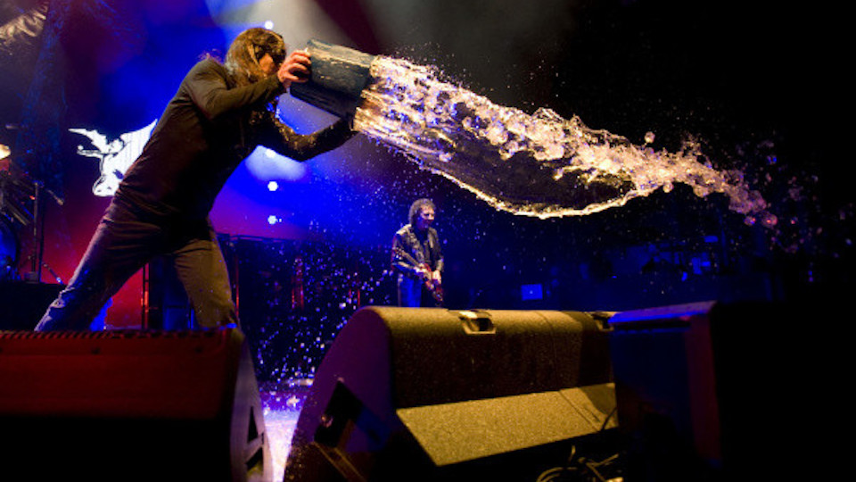 Ozzy That Time I Threw Buckets of Water at Some People in Audience