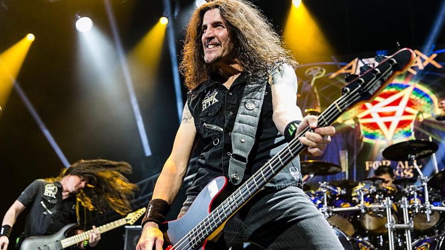 Frank Bello Remembers How He Joined Anthrax After Being the Band's Roadie |  Music News @ Ultimate-Guitar.Com