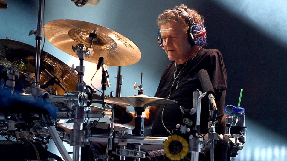 Def Leppard Drummer Opens Up on How He Felt After Losing His Arm in Car ...