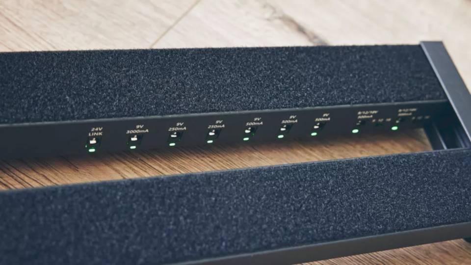 Harley Benton Launched Pedalboard With BuiltIn Power Supply and