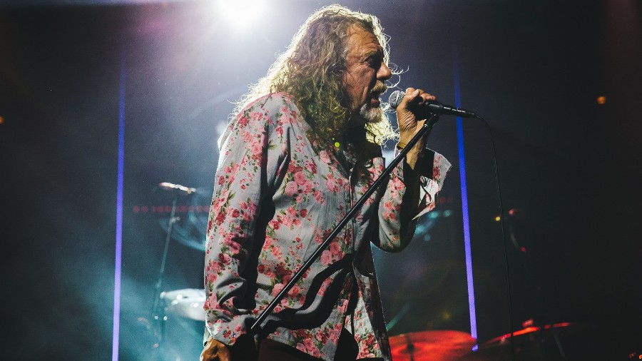 Watch Robert Plant Performed Led Zeppelin�s �Immigrant