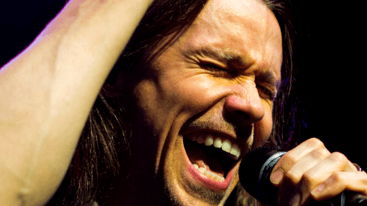 Myles Kennedy: How I Keep My Voice in Top Shape at Age 47