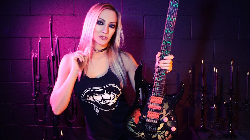 Nita Strauss Boobs