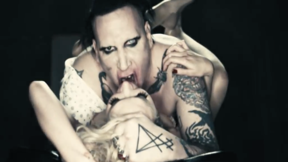 Watch: Marilyn Manson Streaming 'Tattooed in Reverse' Video Featuring  Courtney Love as His Nurse | Music News @ Ultimate-Guitar.Com