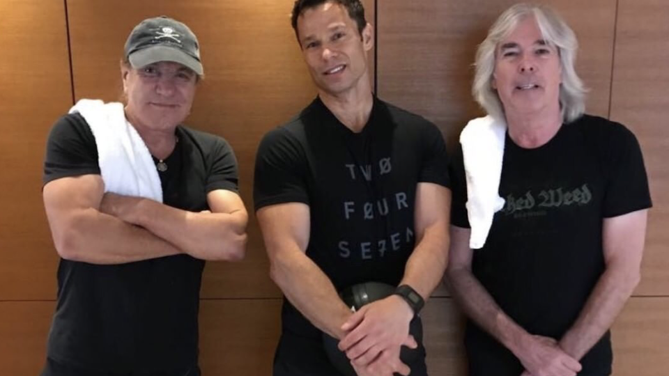 New Photo Seems to Confirm That Cliff Williams Has Reunited With AC/DC ...