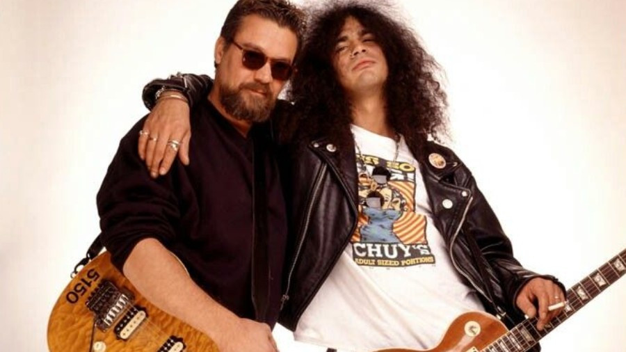 Slash Explains What He Lacked Compared to Eddie Van Halen: 'It Made Him a  Triple Threat' | Ultimate Guitar