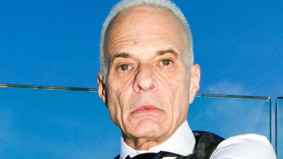 Van Halen Frontman David Lee Roth Abruptly Announces Retirement ...