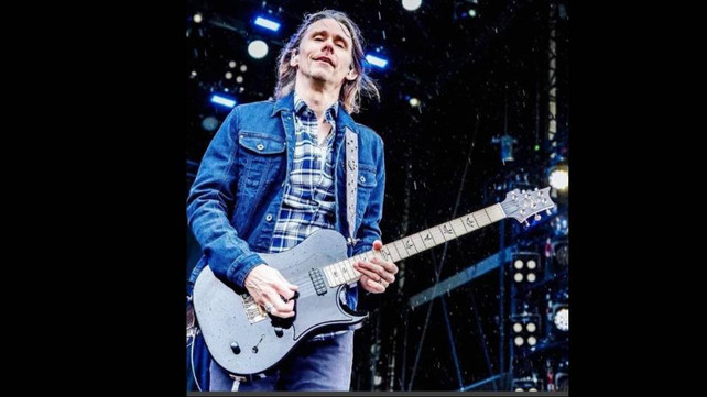 Myles Kennedy Explains Why He Didn't Use Vintage Guitars on New Alter