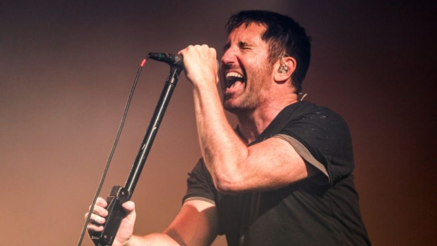 Watch Nine Inch Nails Joined By ExMembers for Performance of Classics