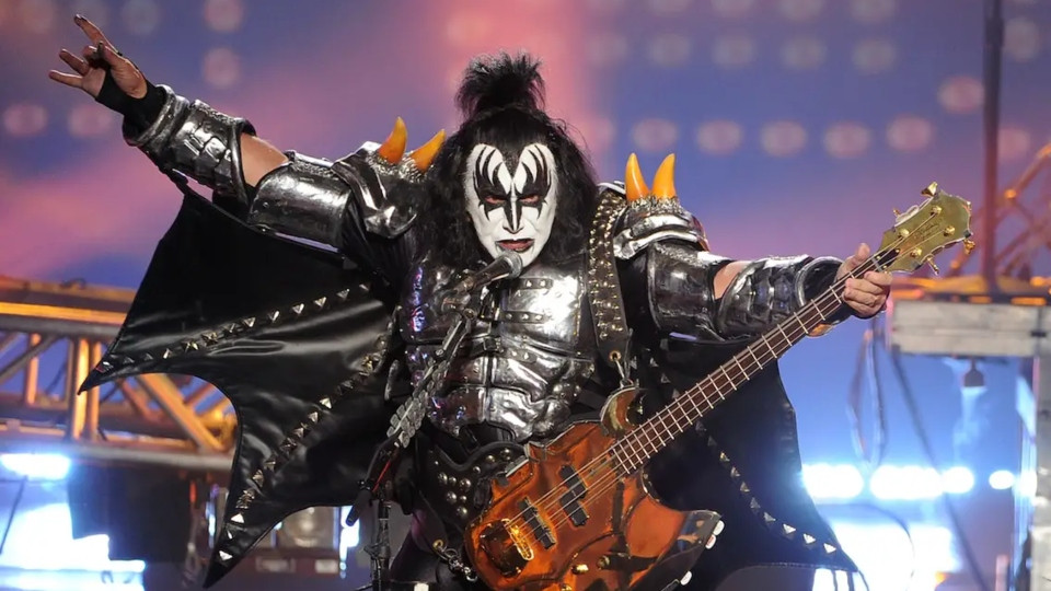 Gene Simmons Thinks This Is Why Kiss Became So Successful, Names His  Favorite Thing About Being in the Band | Ultimate Guitar