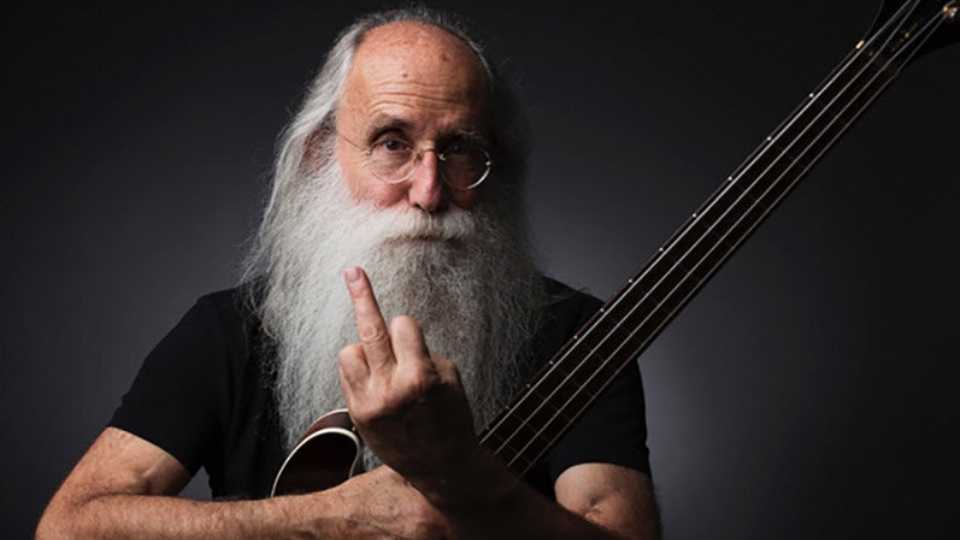 Leland Sklar Reveals Origins of His 'Producer Switch' That Does Nothing, Explains What Makes a Good Producer | Ultimate Guitar