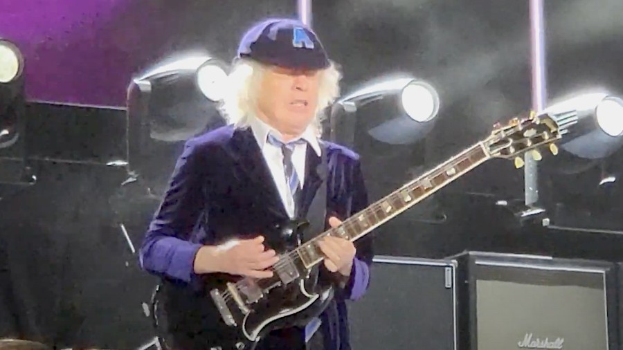 Here's What AC/DC Were Like at First Live Show in Years, Featuring New ...