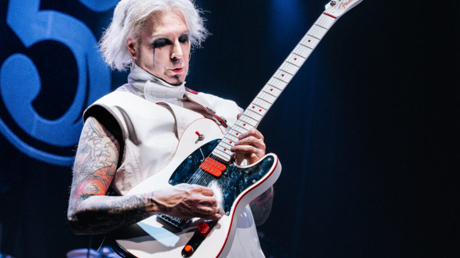John 5 Explains His Approach to Playing Guitar in Mötley Crüe