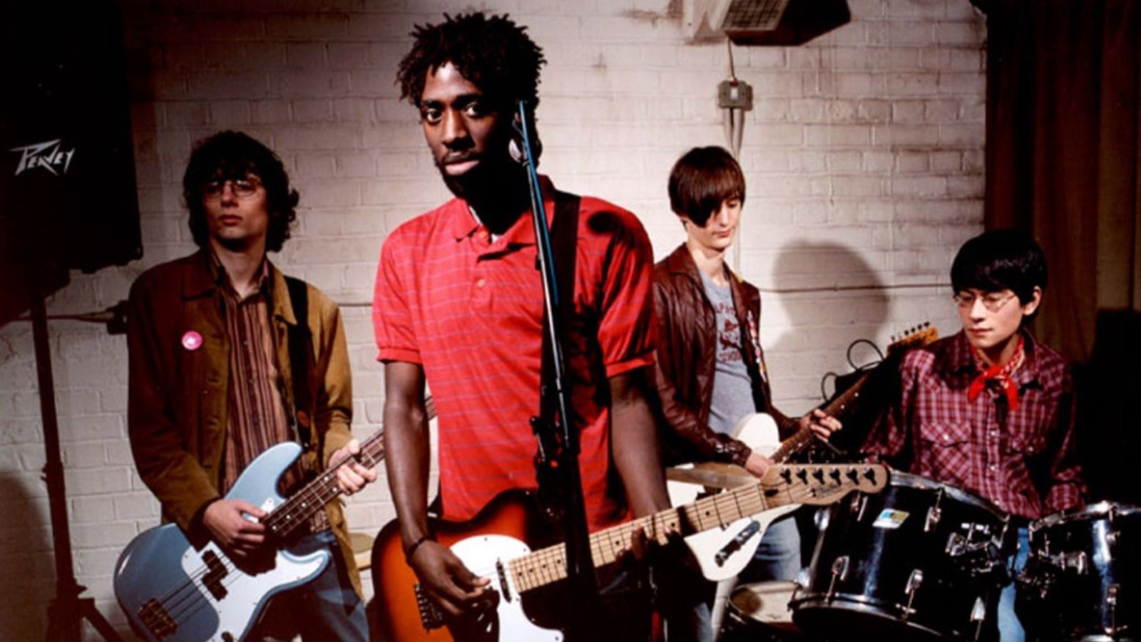 When Punk Energy Meets Guitar Innovation: 20 Years Later, This Album Is Still Indie Rock Perfection