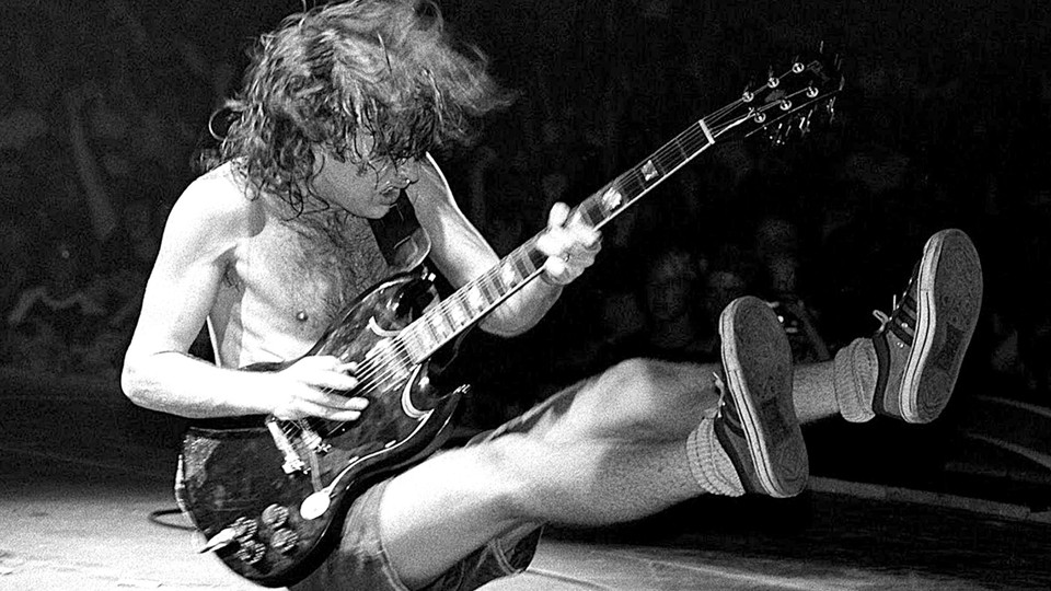 Angus Young Explains What He Must Do Before Every AC/DC Show, Speaks Up on  Surprising Onstage Fear Angus Young Explains What He Must Do Before Every  AC/DC Show, Speaks Up on Surprising