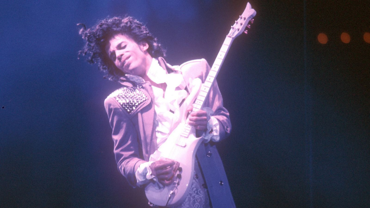 Prince Instruments Analysis: Prince's Self-Teaching Method: How He Became a Guitar Legend ...