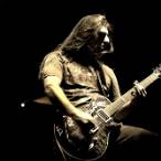 Angra's Rafael Bittencourt Shows His First 7-String Guitar Angra's Rafael Bittencourt Shows His First 7-String Guitar