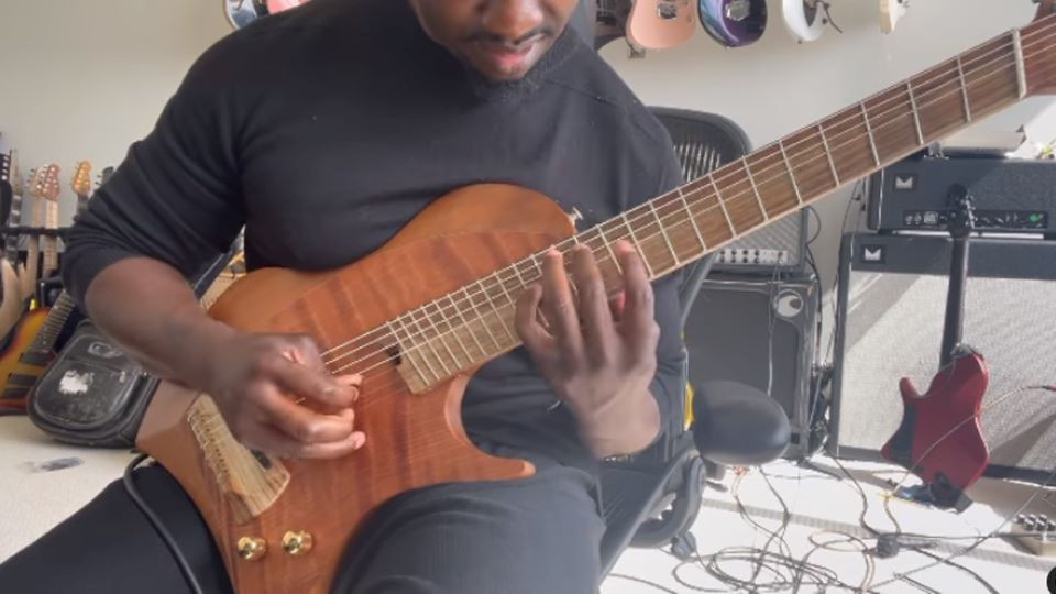 Watch: Tosin Abasi Tests a Prototype Abasi Concepts Larada Nylon 7