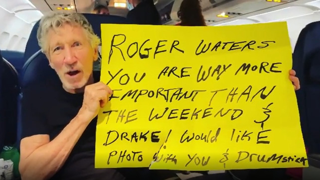 Watch: Roger Waters Thanks Fan For Supporting His Claim Of Being 'Way More  Important Than Weeknd & Drake' | Music News @ Ultimate-Guitar.Com