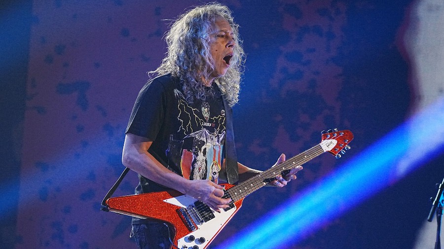 Metallica Guitar Tech Reveals How Many Wahs Kirk Hammett Has on Stage