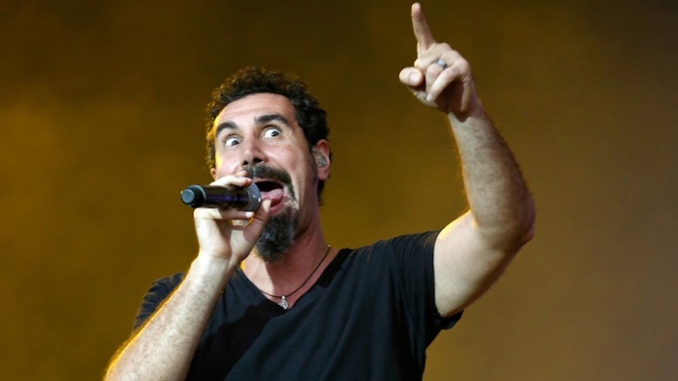Watch: This Is What SOAD Sounds Like in 2017 | Ultimate Guitar