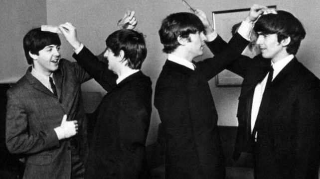 7 Rock Star Hairstyles In Retro Fashion Articles Ultimate Guitar Com