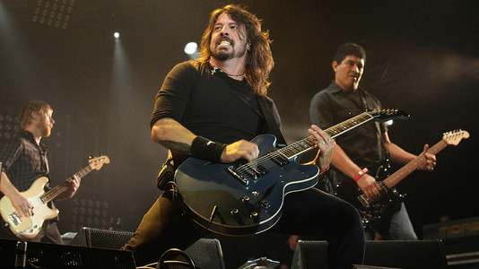 Listen: Foo Fighters Debut New Song 'Arrows' Live in Concert