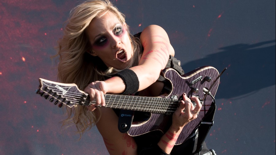 Shred Hero And Ug User Nita Strauss The Pros Learn Songs