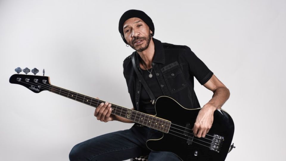 www.ultimate-guitar.com