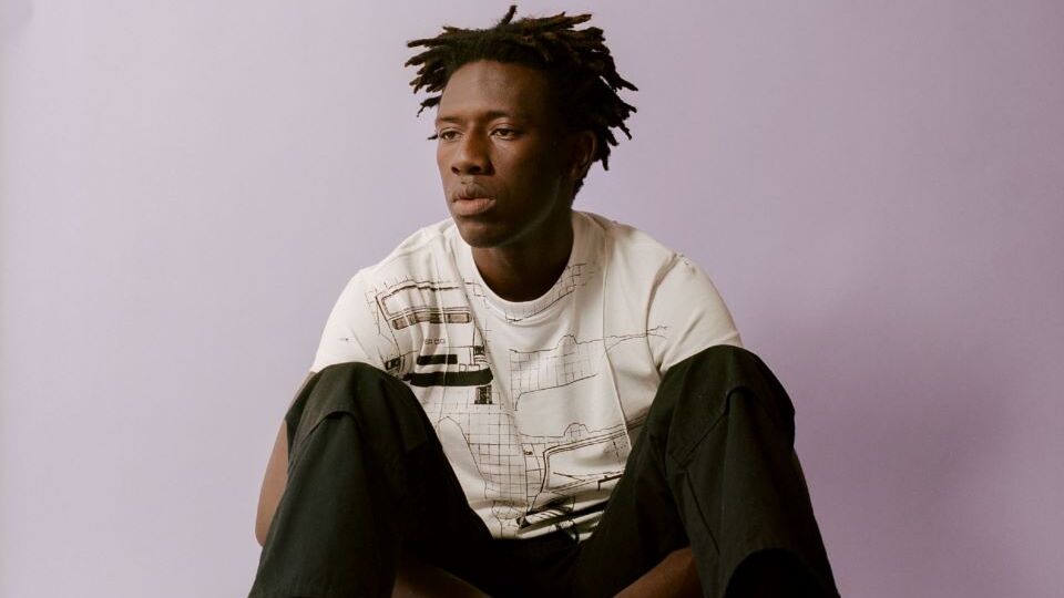 Pinkki Rapper Rapper Binki Releases New Alt-Rock Single 'Hotel Window' | Ultimate Guitar