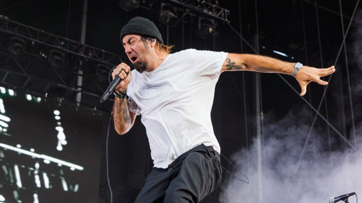 Chino Moreno Reveals Why Deftone 'Tried Hard' to Avoid Being Labeled Nu  Metal, Explains How They Still Resonate With Younger Generations | Ultimate  Guitar, image size:1200x675