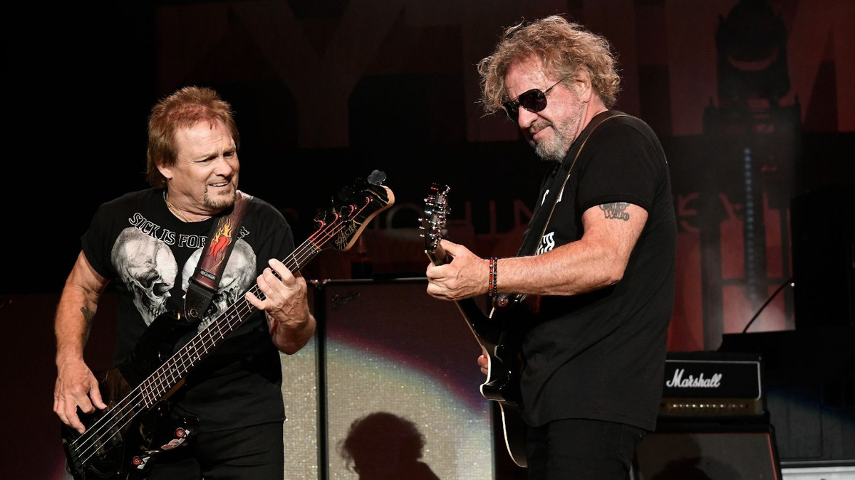 Sammy Hagar and Michael Anthony Say Recording of This Van Halen Album  'Wasn't Fun': 'Four P___ed Off People' | Ultimate Guitar