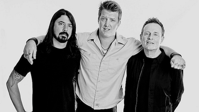 Dave Grohl Not Ruling Out Them Crooked Vultures Reunion: 'We Do Talk About  It' | Music News @ Ultimate-Guitar.Com