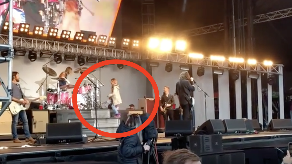 Watch Dave Grohl's 8YearOld Daughter Plays Drums for Foo Fighters Live in Concert Music