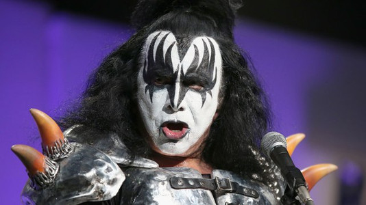 8 Biggest Jerks in Rock