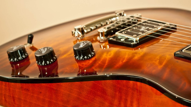Pros And Cons Of Popular Guitar Finishes